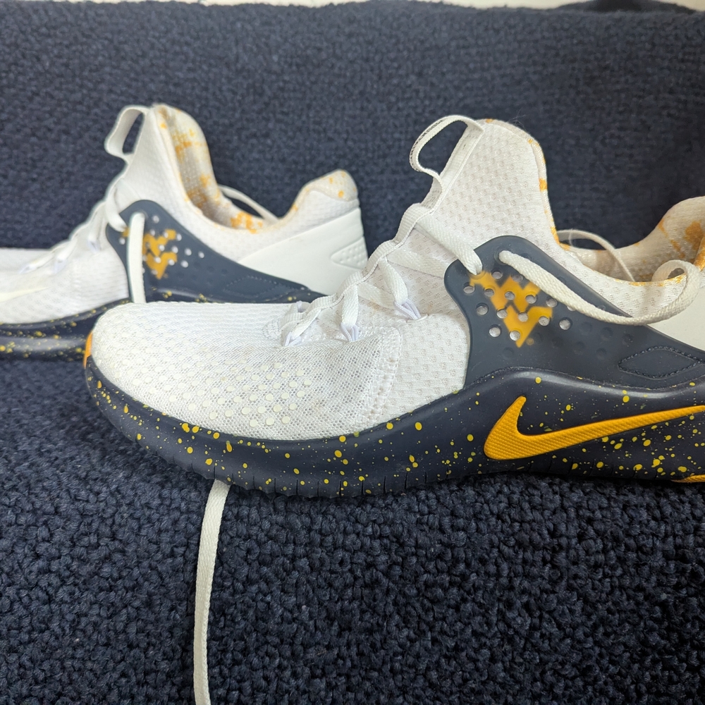 Nike Kids White and Gray Sneakers with Gold Speckles